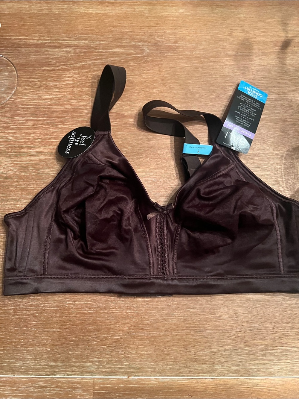 Bali Wireless Comfort Bra in Deep Brown